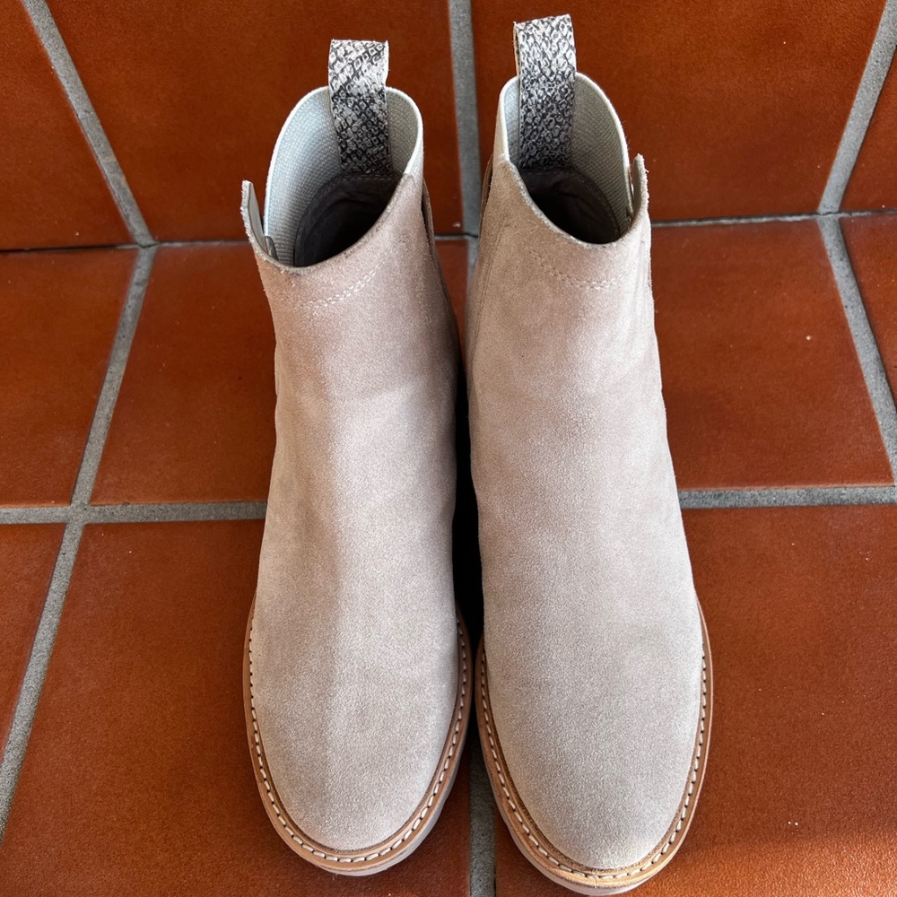 Women's boots